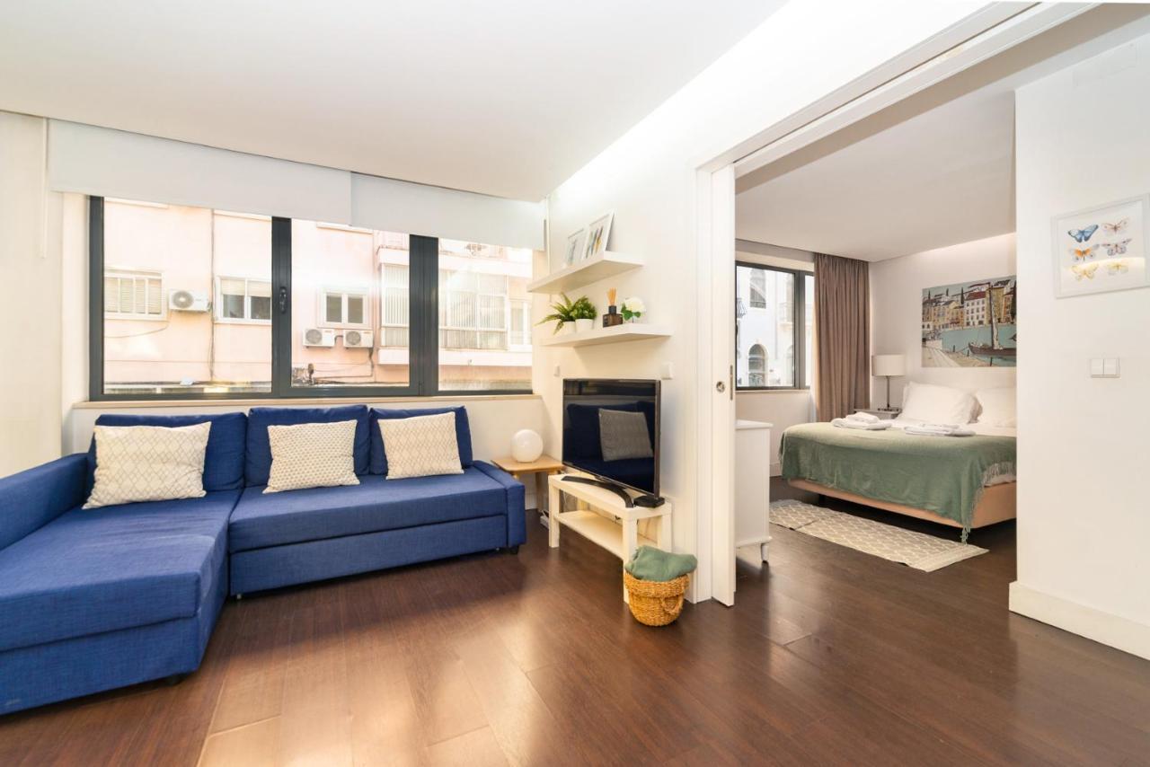 Comfortable Apartment In Marques De Pombal Lisbon Exterior photo