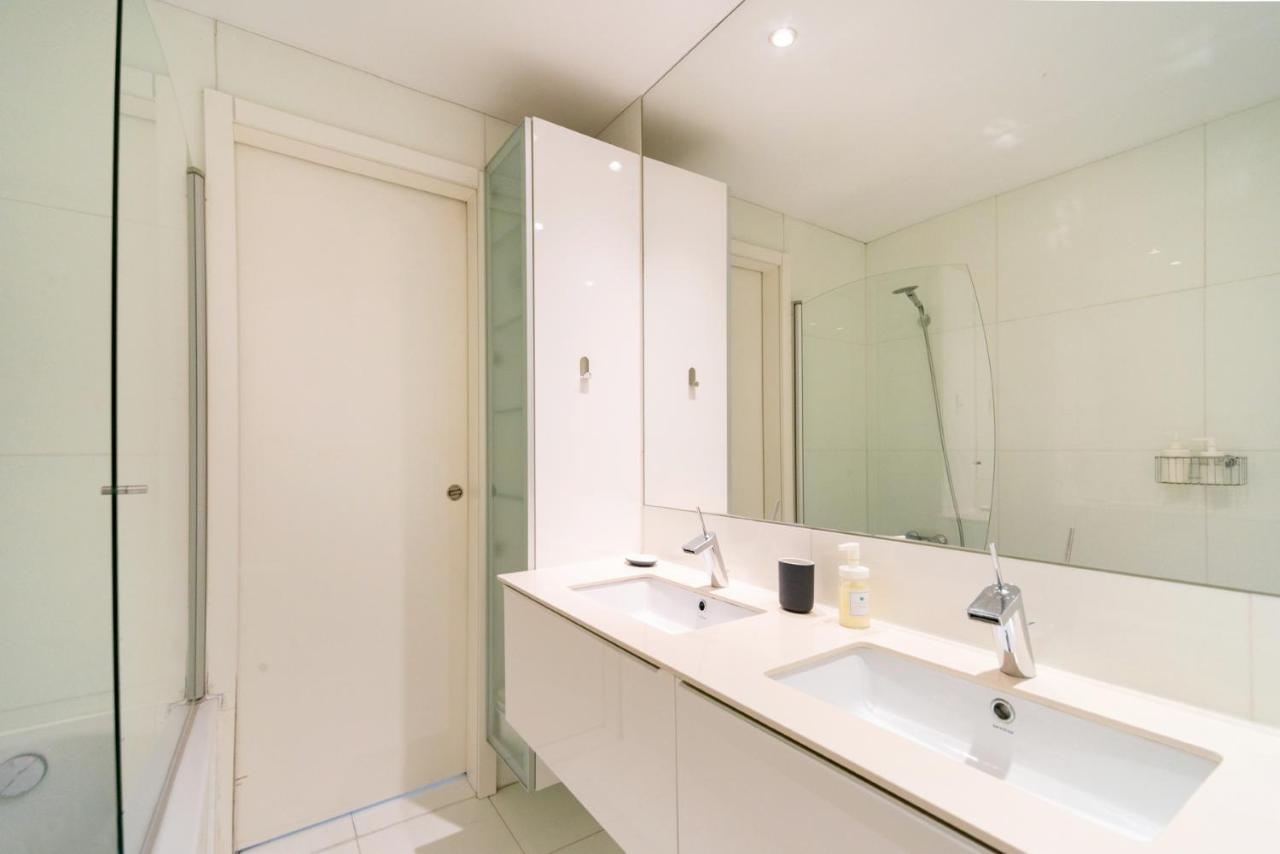 Comfortable Apartment In Marques De Pombal Lisbon Exterior photo
