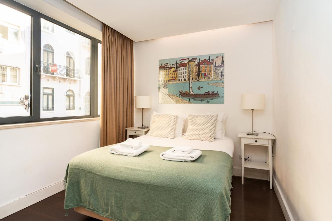 Comfortable Apartment In Marques De Pombal Lisbon Exterior photo